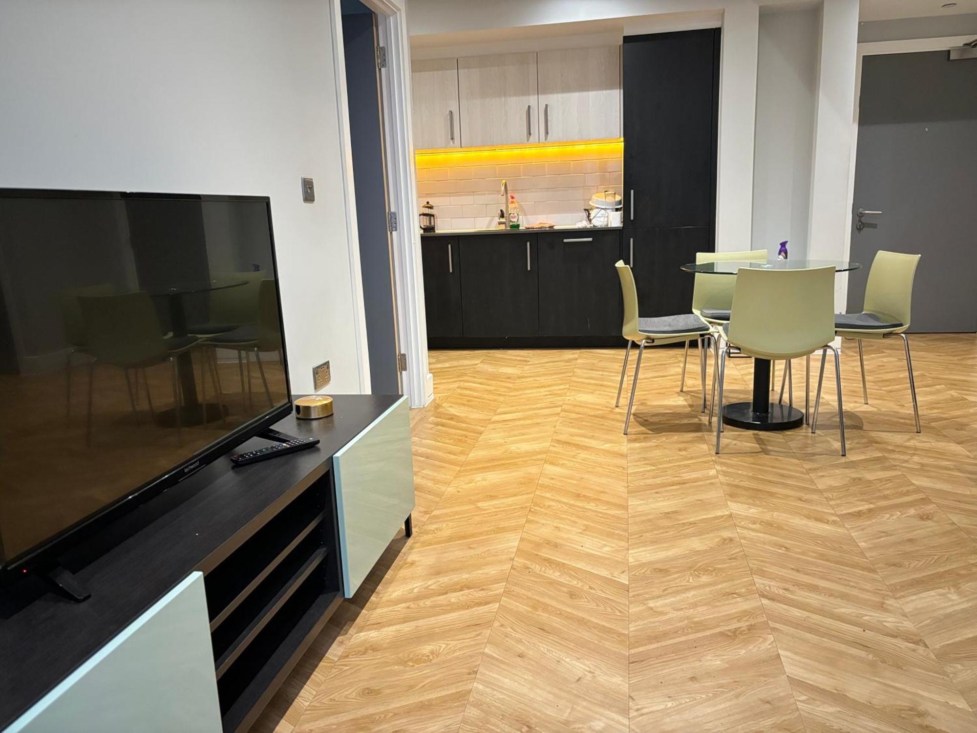 Mh Birmingham - 2 Bed 2 Bath Luxury Apartment - Financial District - Local Bar And Dining Deals Available Kültér fotó